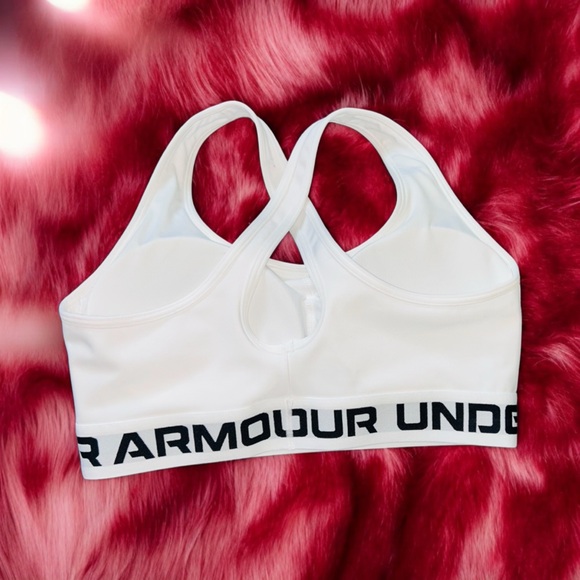 Under Armour Sport Bra size M - Picture 2 of 3